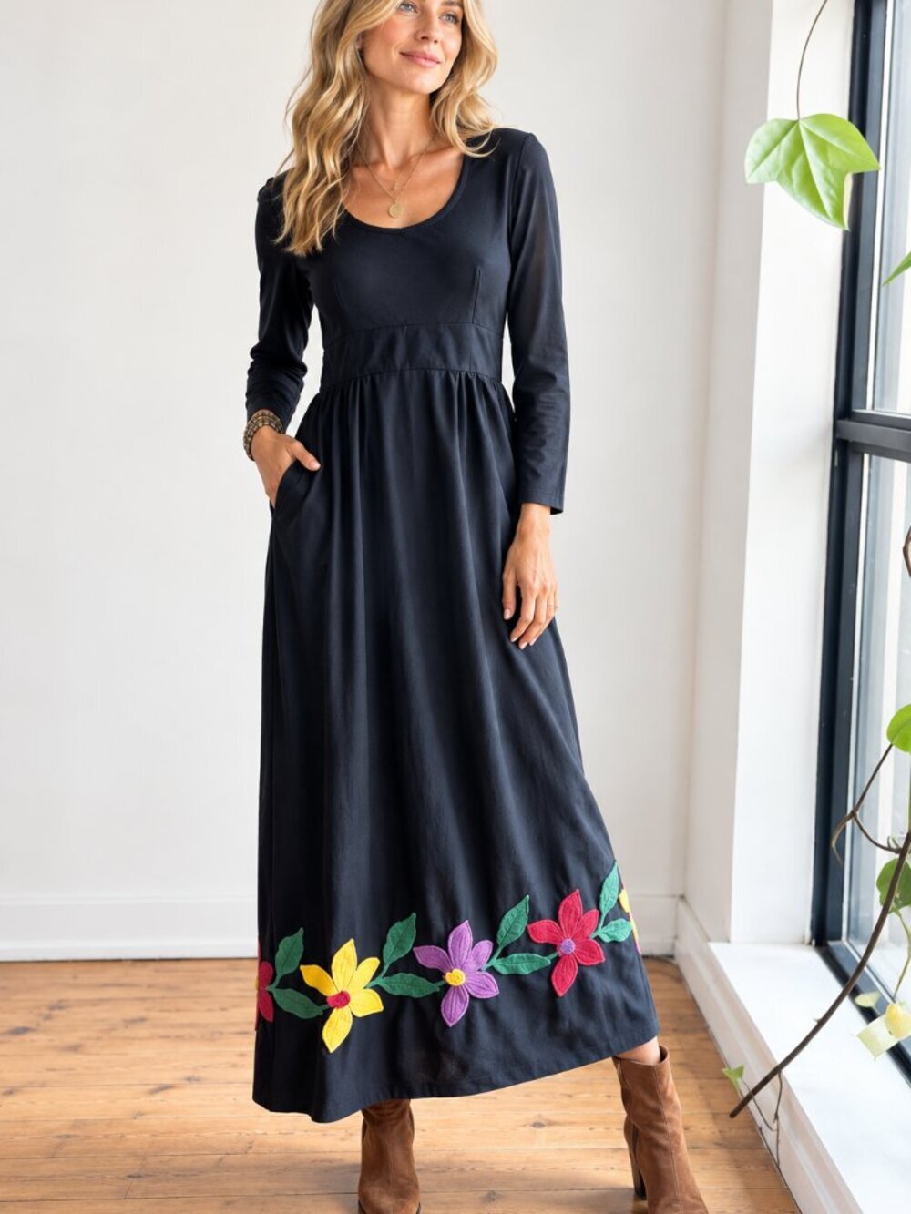Vintage Black Embroidered Floral Maxi Dress S